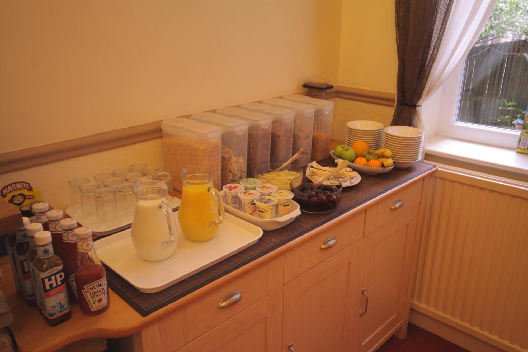 Bed and Breakfast The Dales Harrogate Zewnętrze zdjęcie